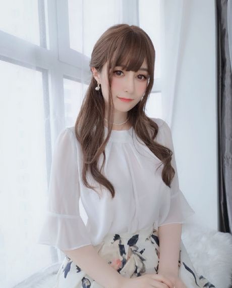 按摩店里的女大学生_720全集在线观看